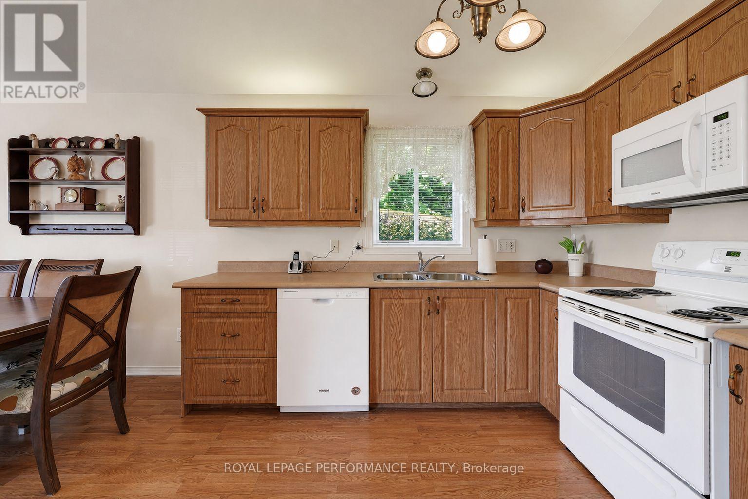 1506 FRANK COURT - 15