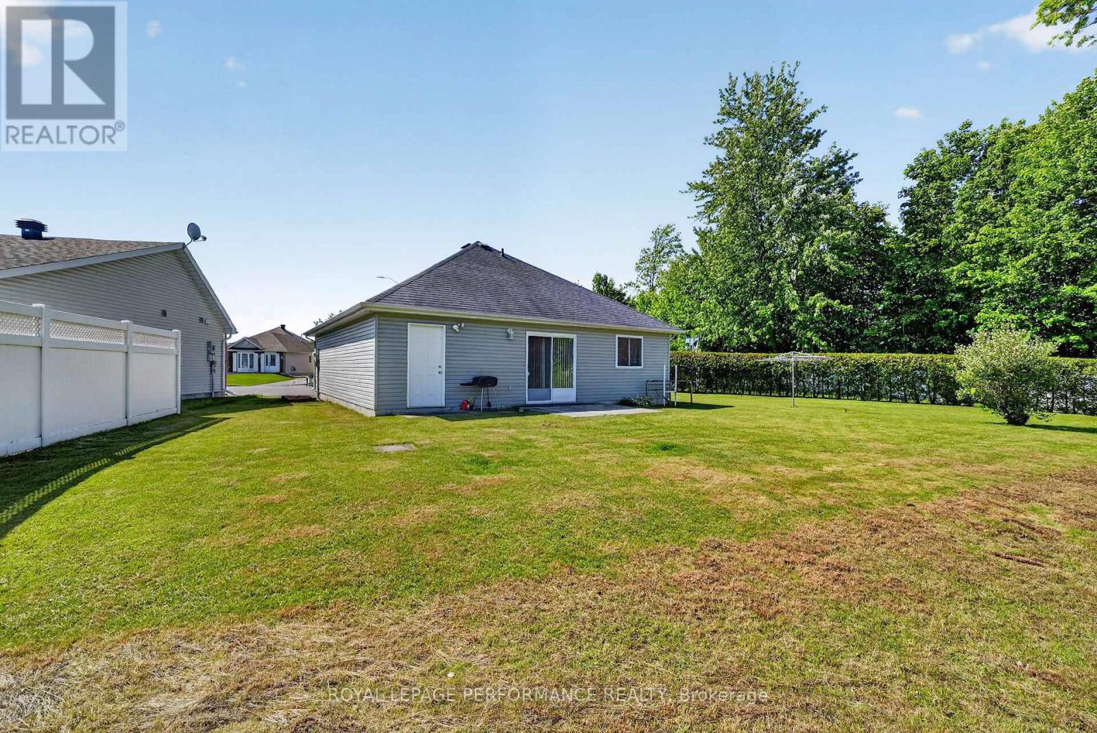 1506 FRANK COURT - 26