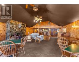 104 K/o Lodge Trail, Laurentian Hills, ON K0J1P0 Photo 10
