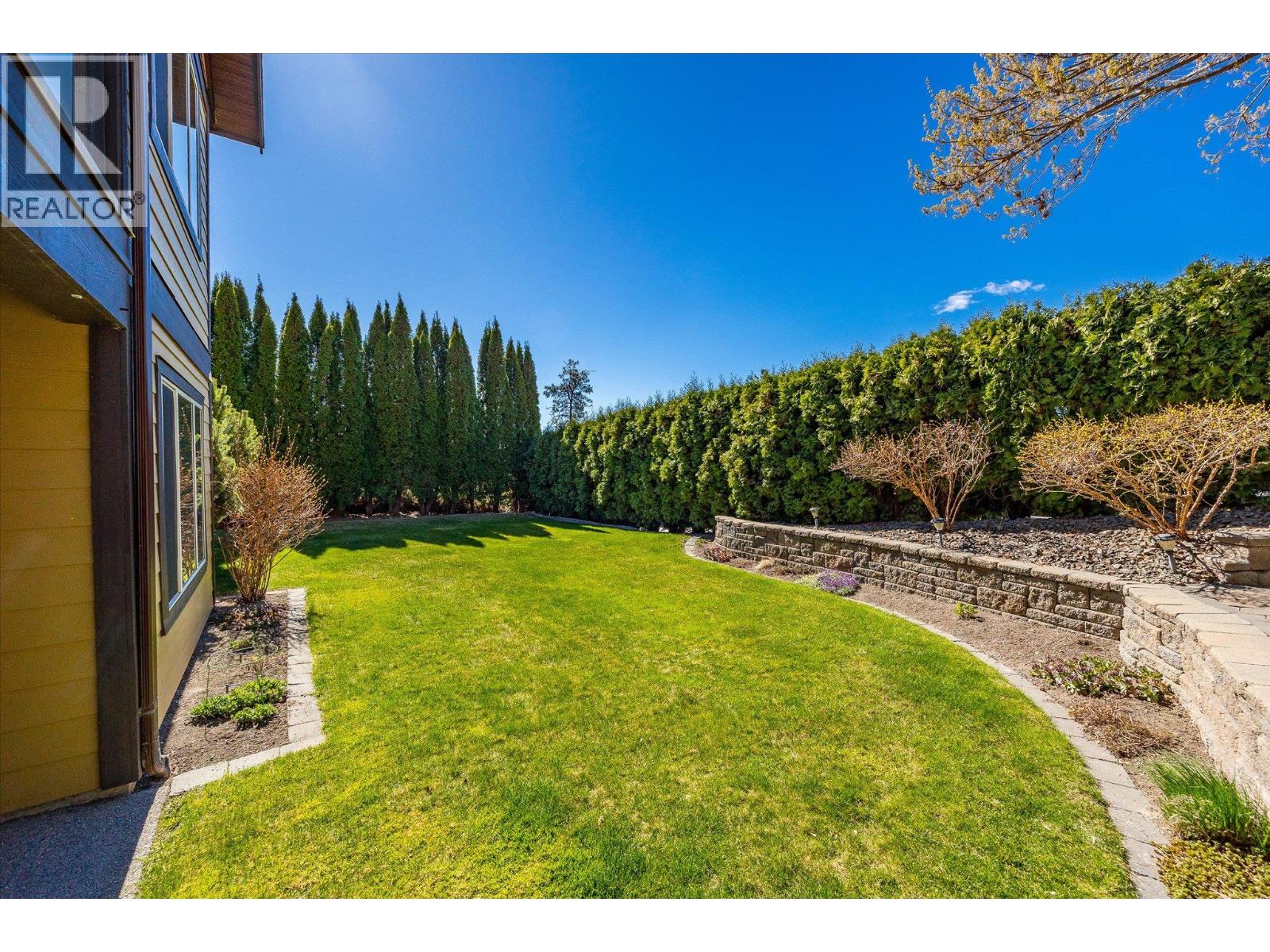 1018 Hume Avenue - 58