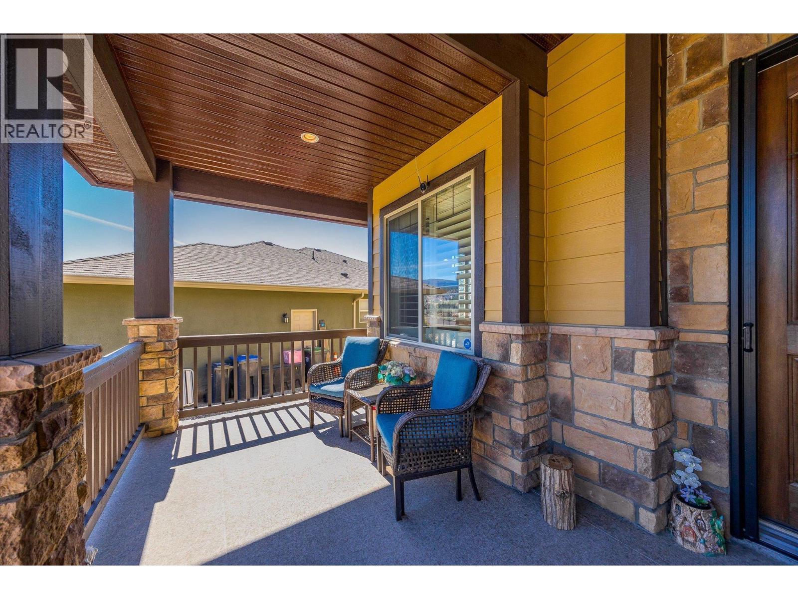 1018 Hume Avenue - 66