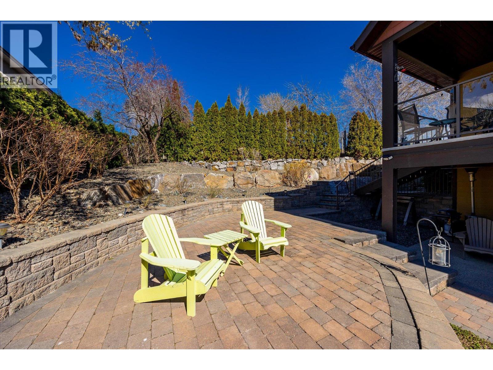 1018 Hume Avenue - 55
