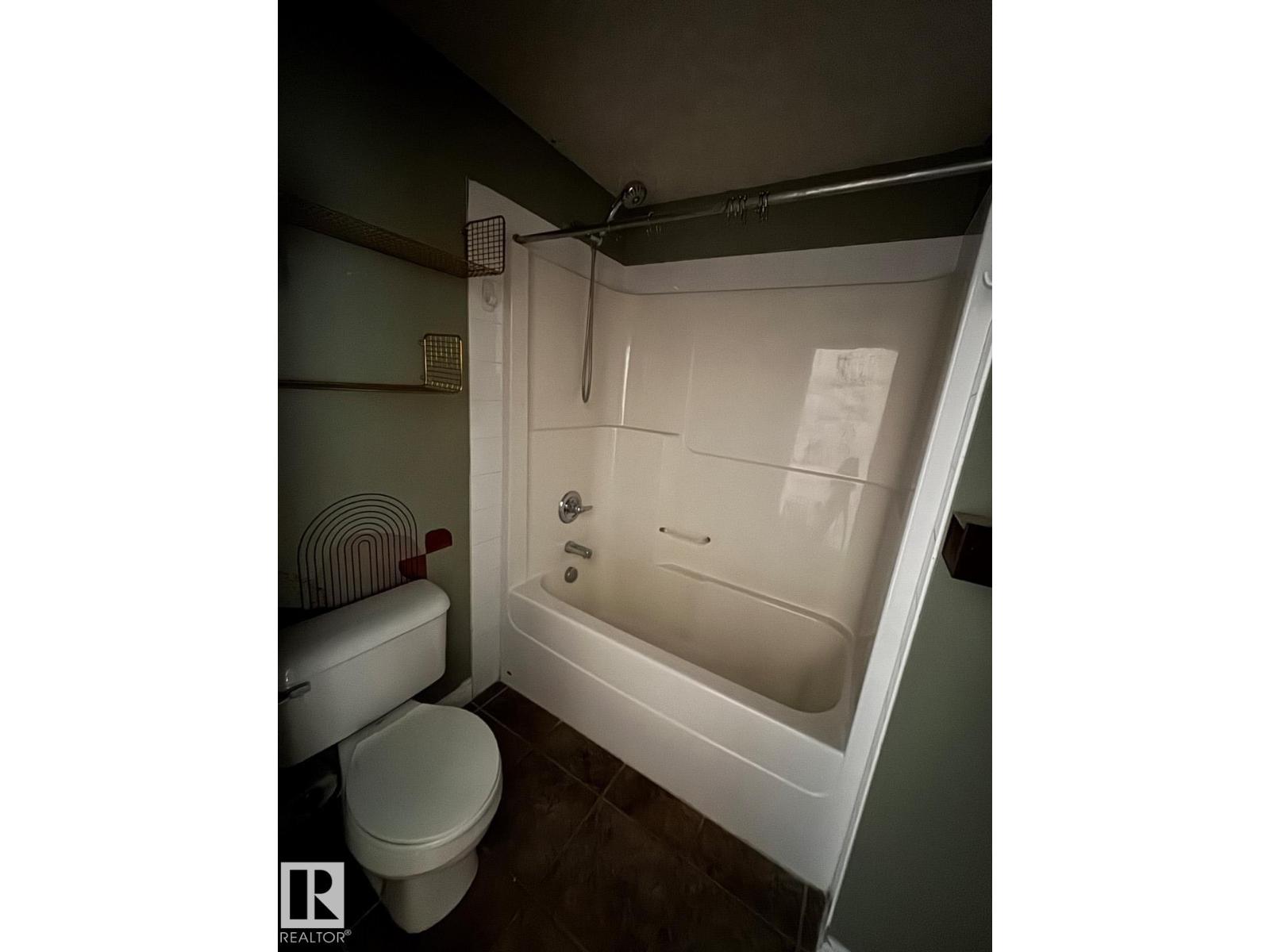 #301 10235 116 ST NW - 11