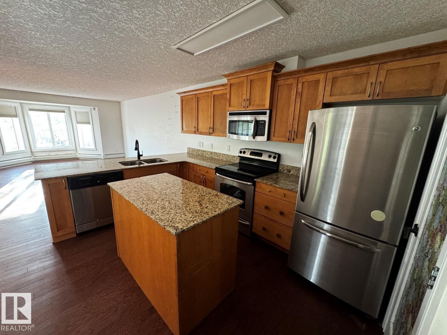 #301 10235 116 ST NW - 5