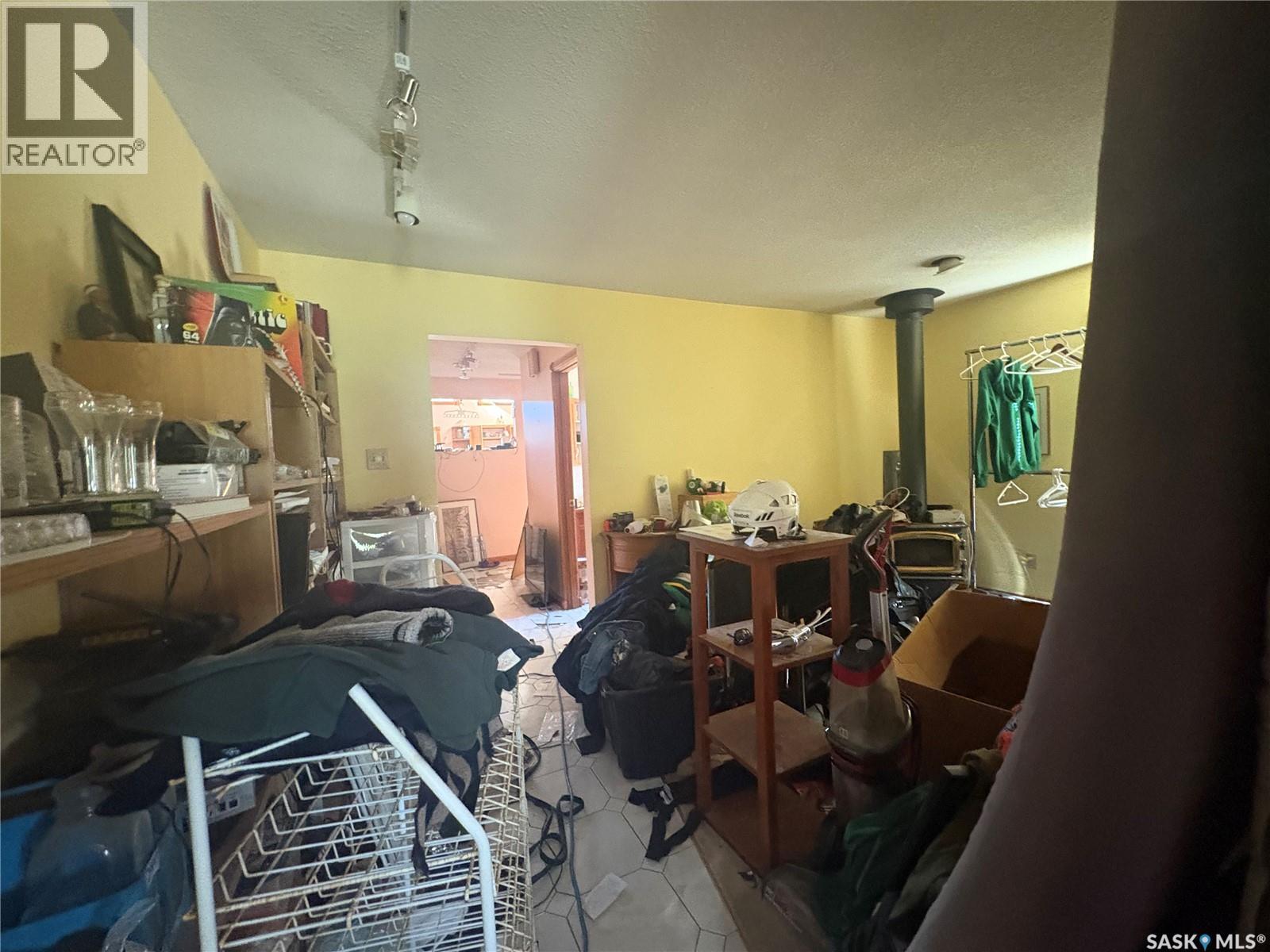 7 Charles CRESCENT - 4