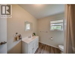 309 12th Avenue, Genelle, BC V0G1G0 Photo 44