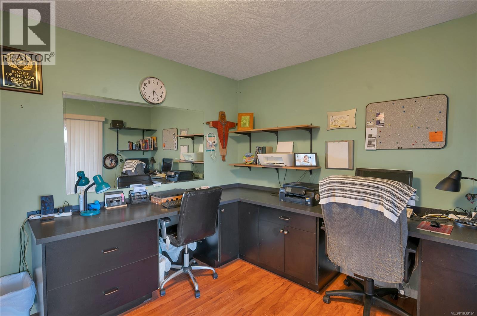 558 Alder St - 15