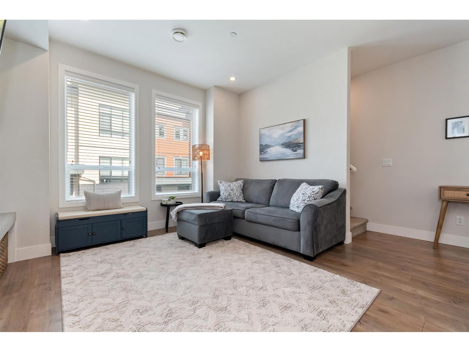 30 45500 CAMPUS DRIVE, Garrison Crossing, Chilliwack