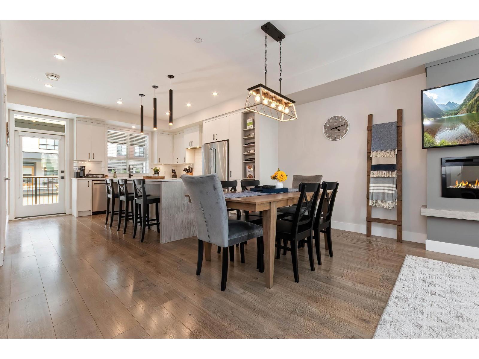 30 45500 CAMPUS DRIVE, Garrison Crossing, Chilliwack