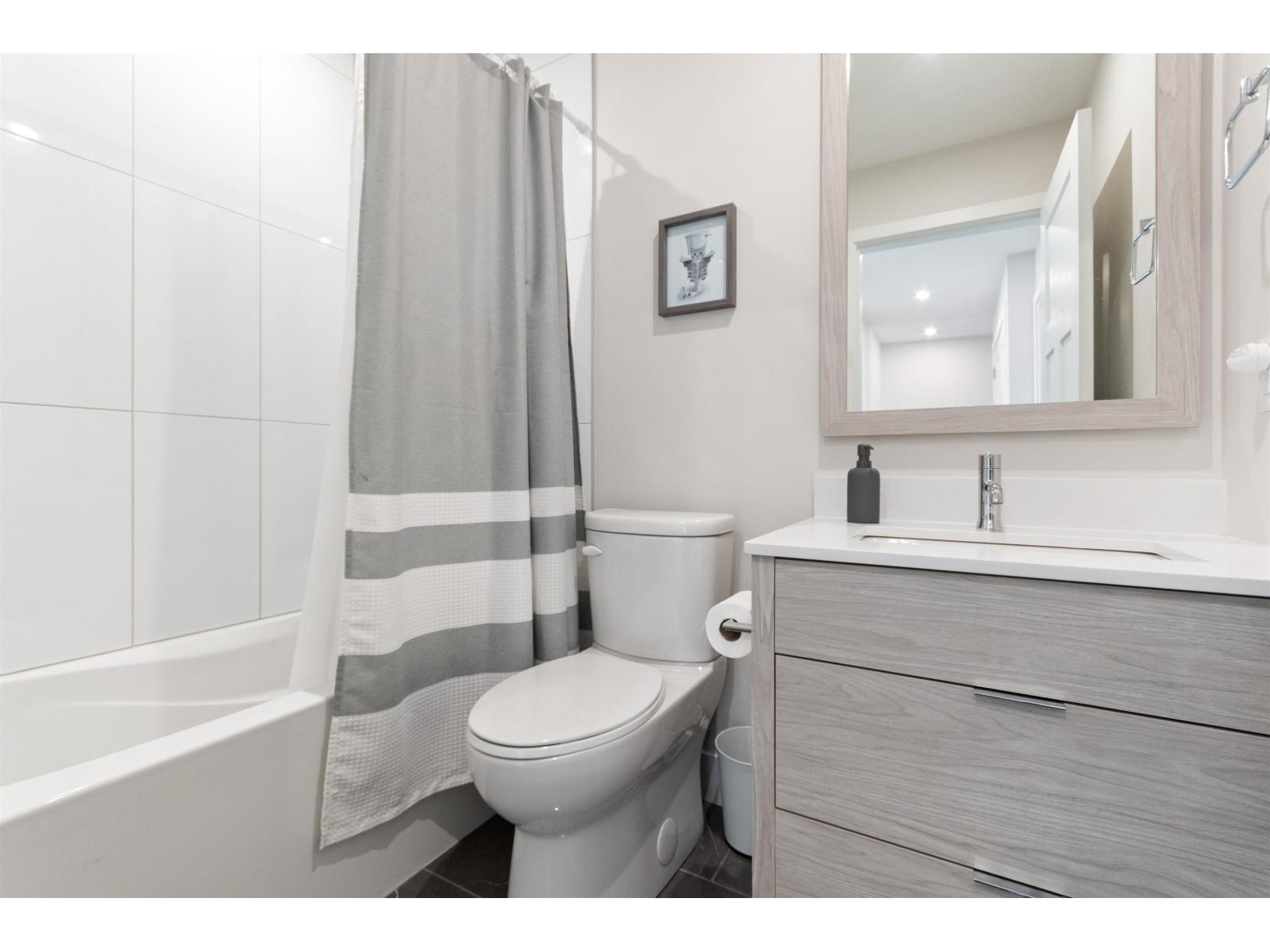 30 45500 CAMPUS DRIVE, Garrison Crossing, Chilliwack