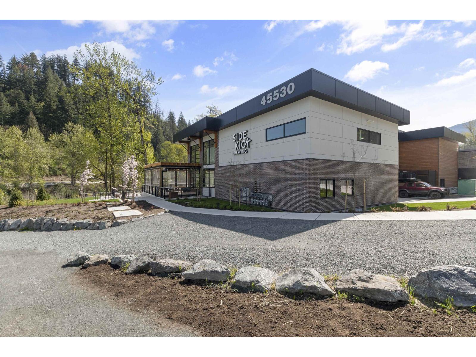 30 45500 CAMPUS DRIVE, Garrison Crossing, Chilliwack