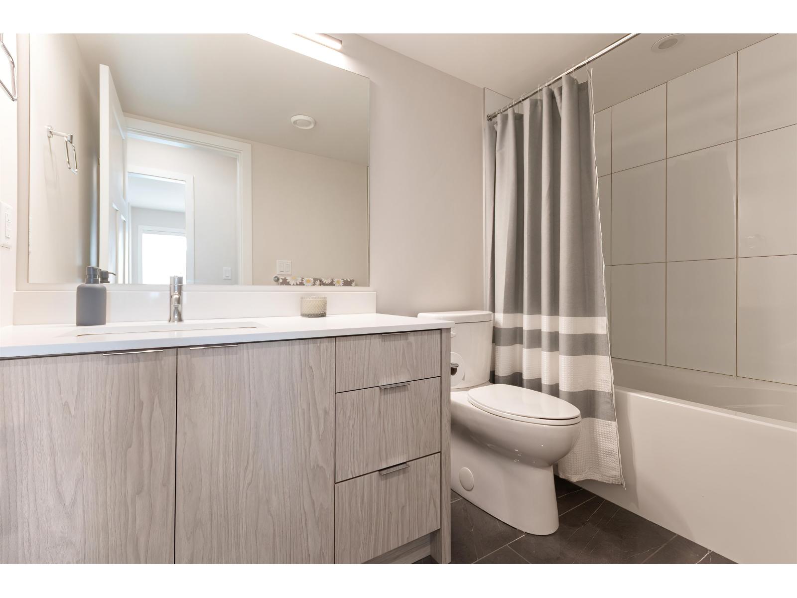 30 45500 CAMPUS DRIVE, Garrison Crossing, Chilliwack
