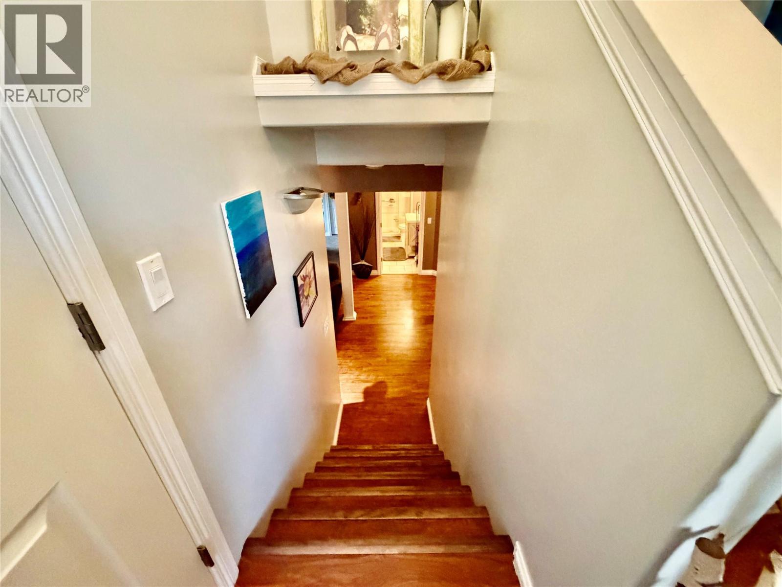 9005 19 Street - 22