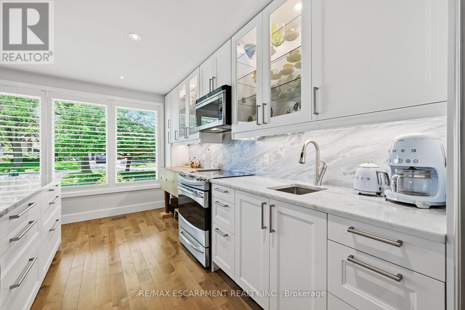 563 ELWOOD ROAD - 9