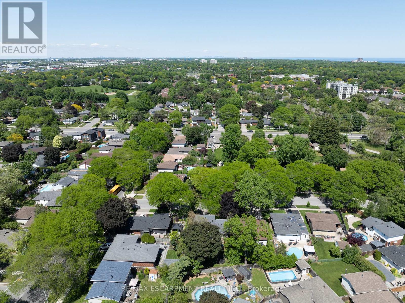563 ELWOOD ROAD - 36