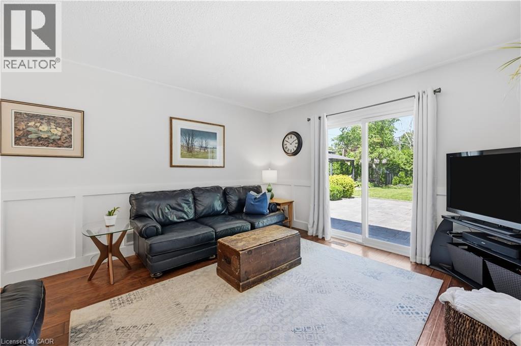 563 ELWOOD Road - 18