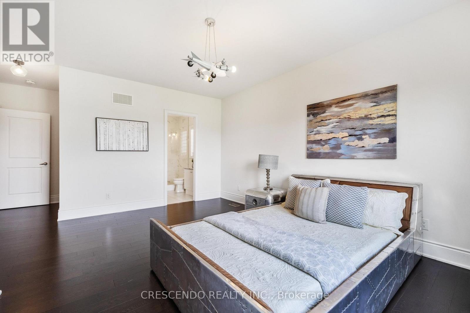 171 WOODGATE PINES DRIVE - 28