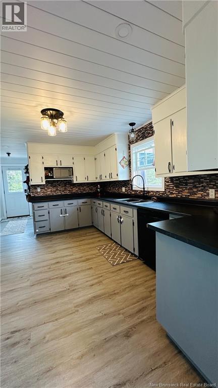 25 Johnston Road - 21