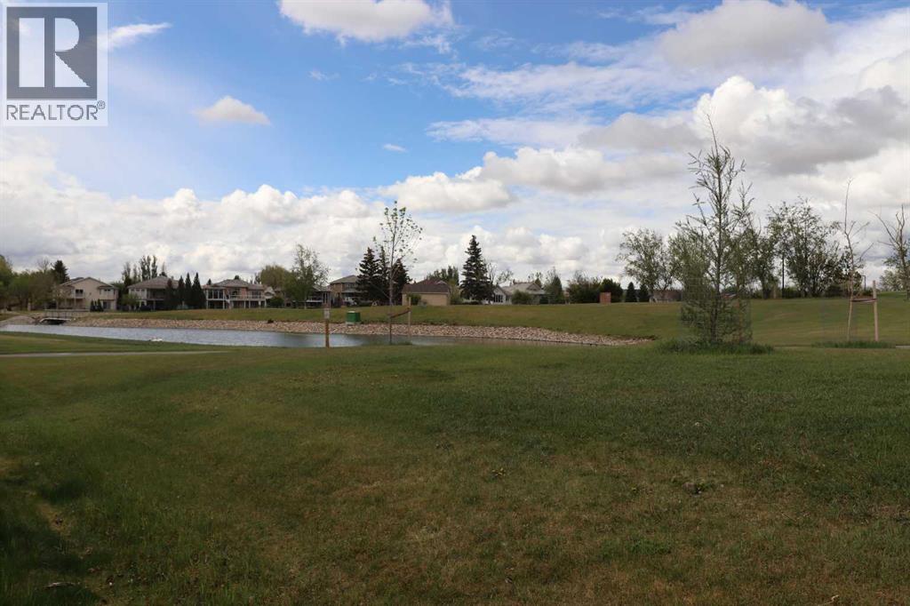 #19 110 Fairmont Boulevard S - 30