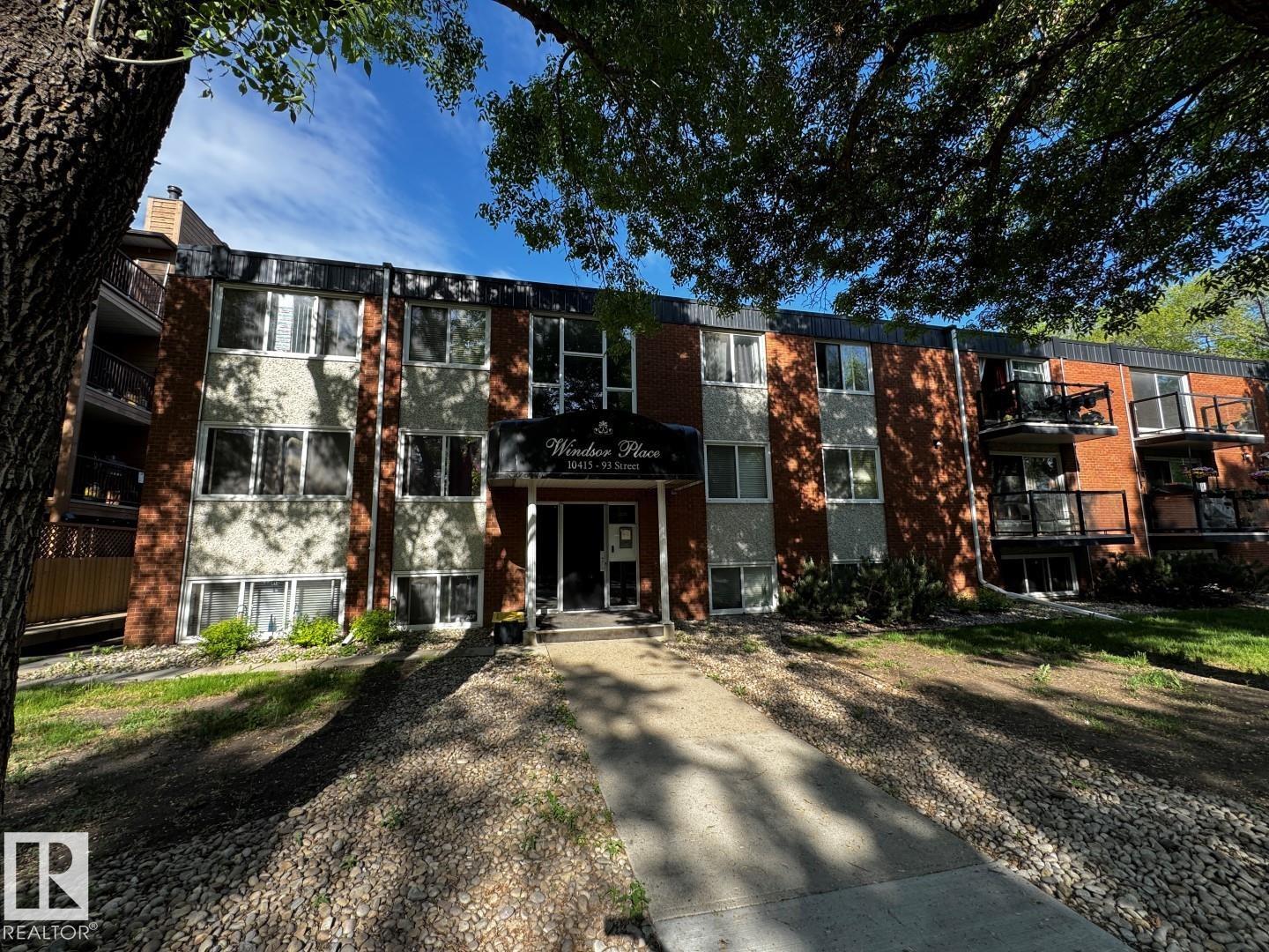 #203 10415 93 ST NW - 1