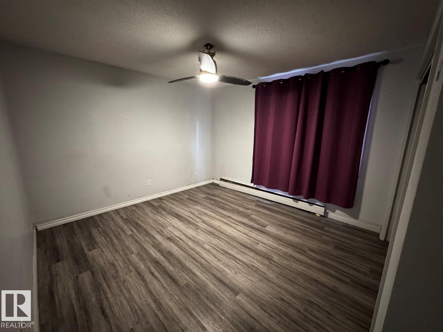 #203 10415 93 ST NW - 11