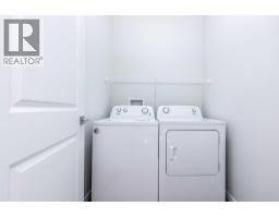 57 Corner Glen Row NE - photo 17
