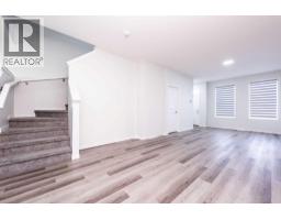 57 Corner Glen Row NE - photo 12