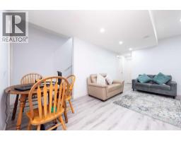 57 Corner Glen Row NE - photo 27