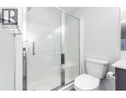 57 Corner Glen Row NE - photo 21