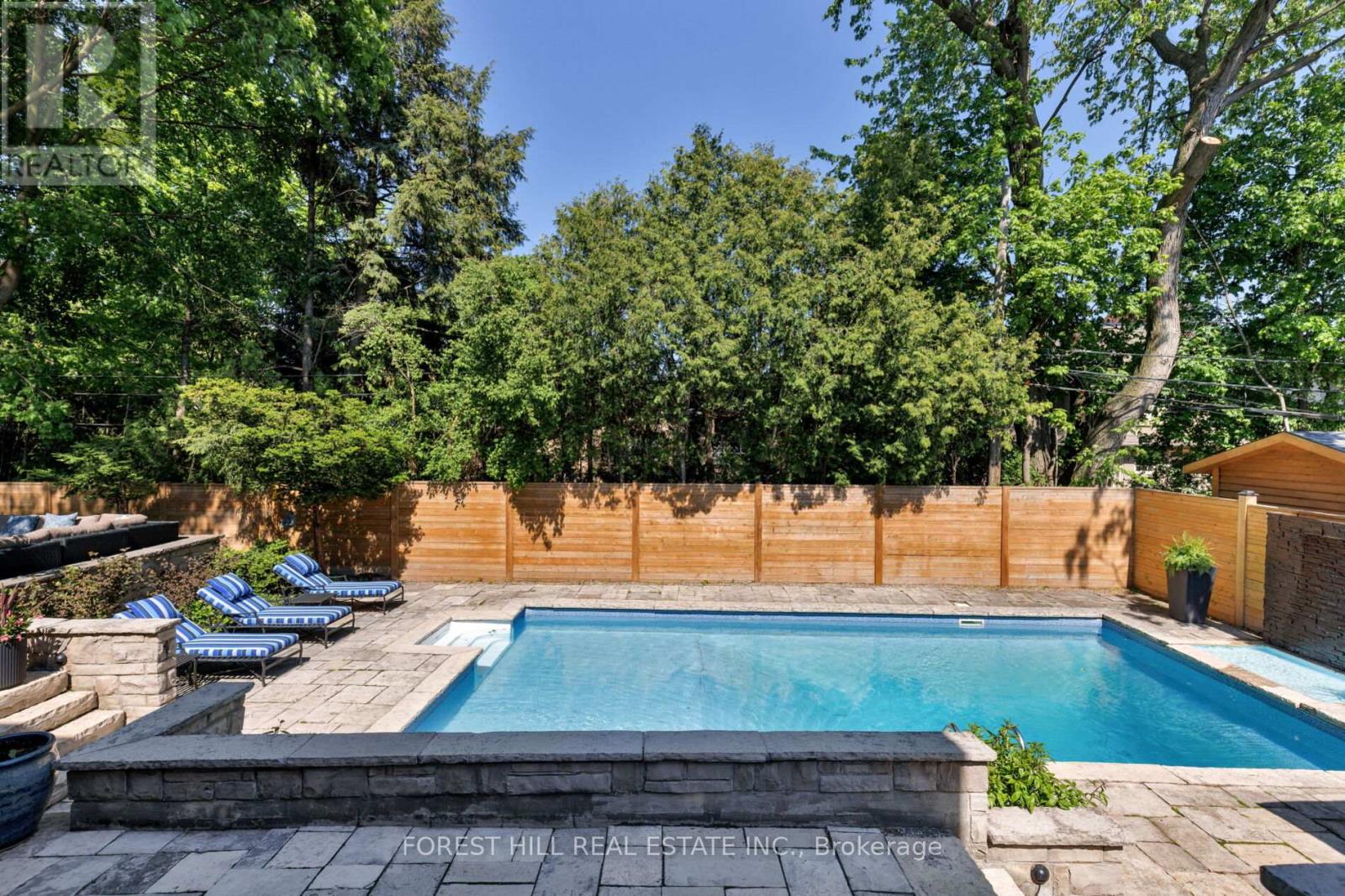 14 DENEWOOD CRESCENT - 30