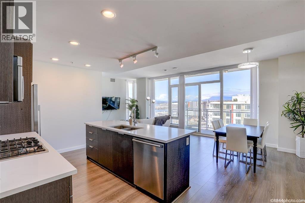 #1703-8688 HAZELBRIDGE Way, Richmond