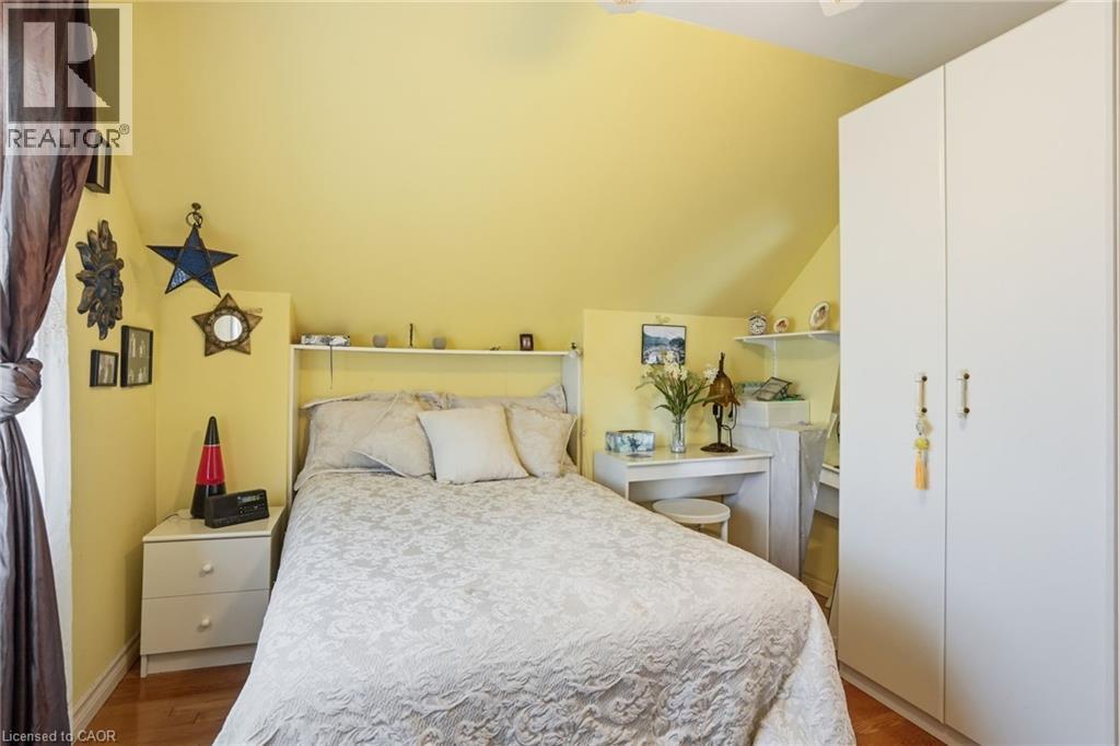 192 PARKDALE Avenue S - 24