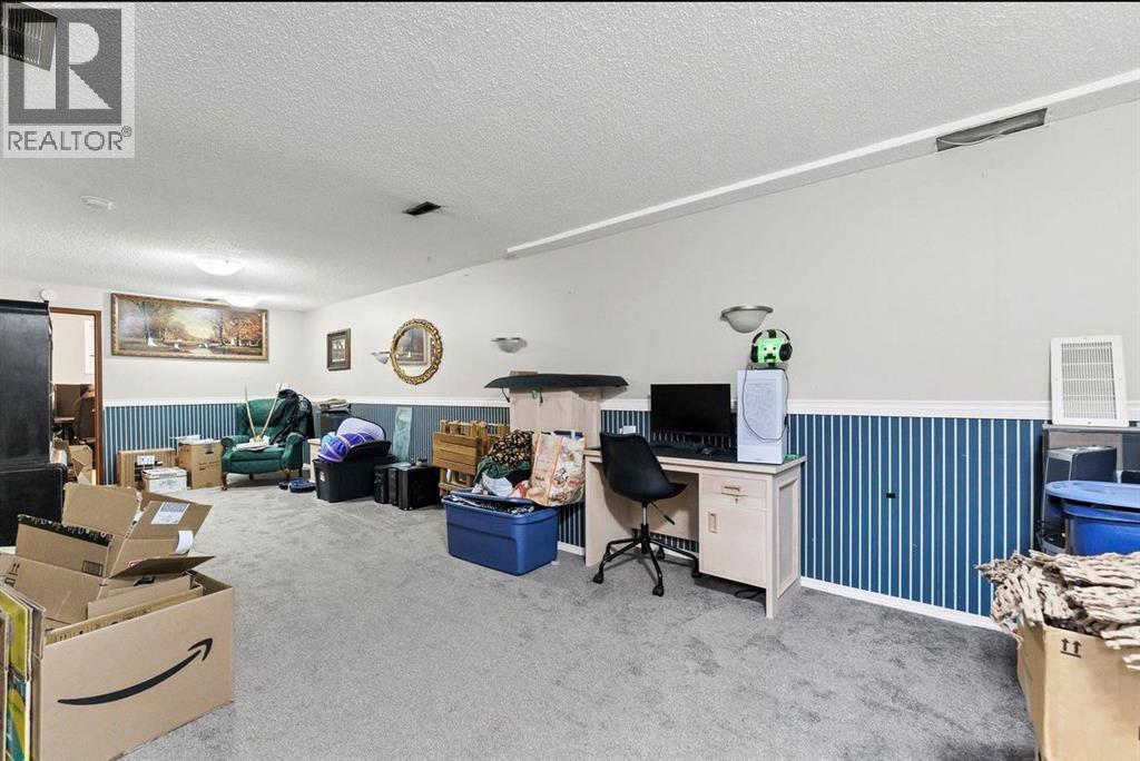 794 Black Boulevard NW - 32