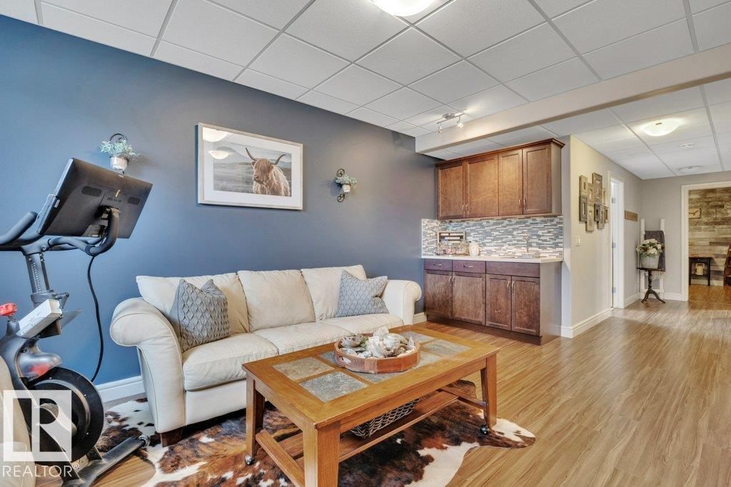 127 KIRPATRICK LI — photo 31
