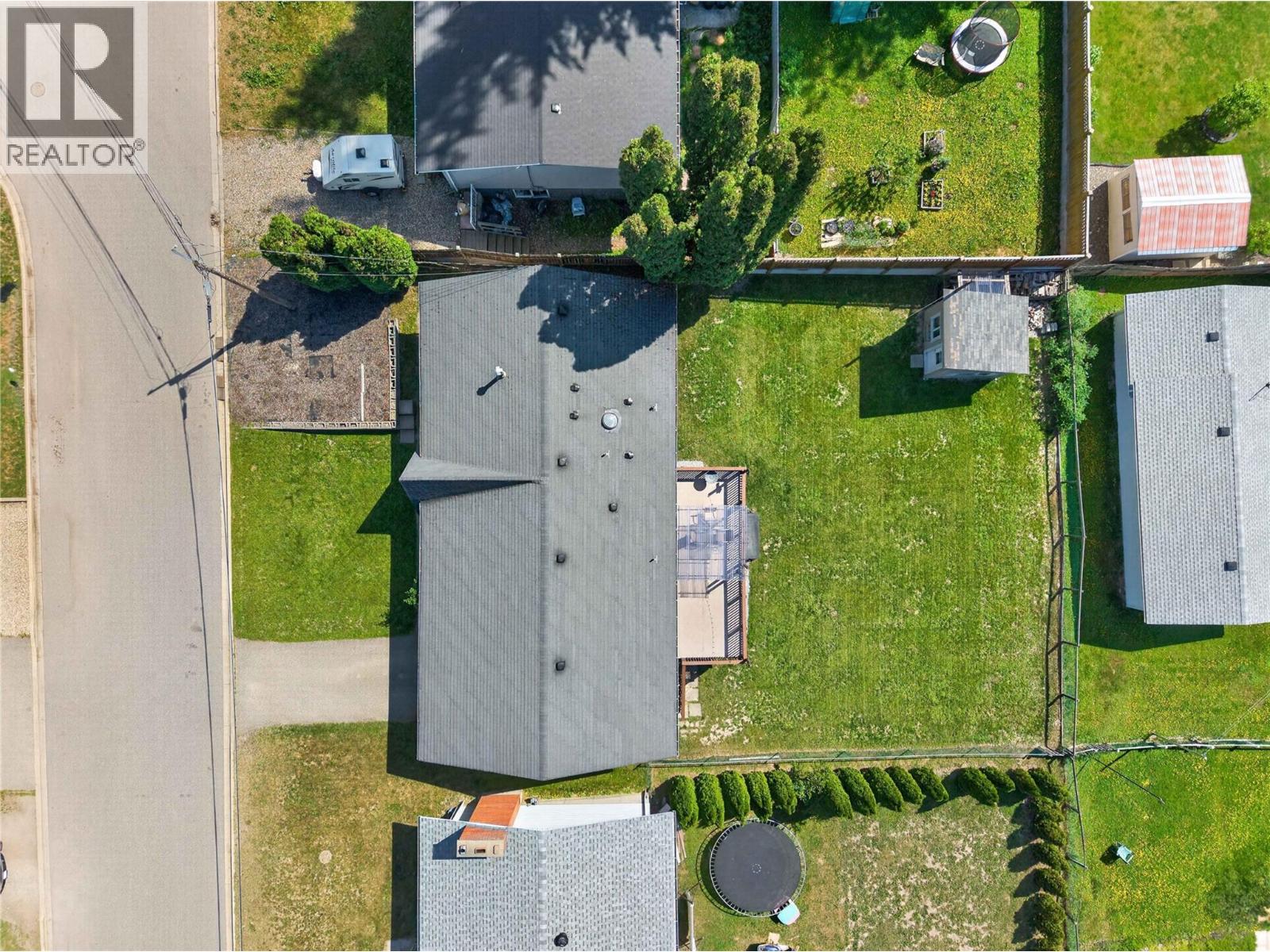 691 3 Street - Image 3
