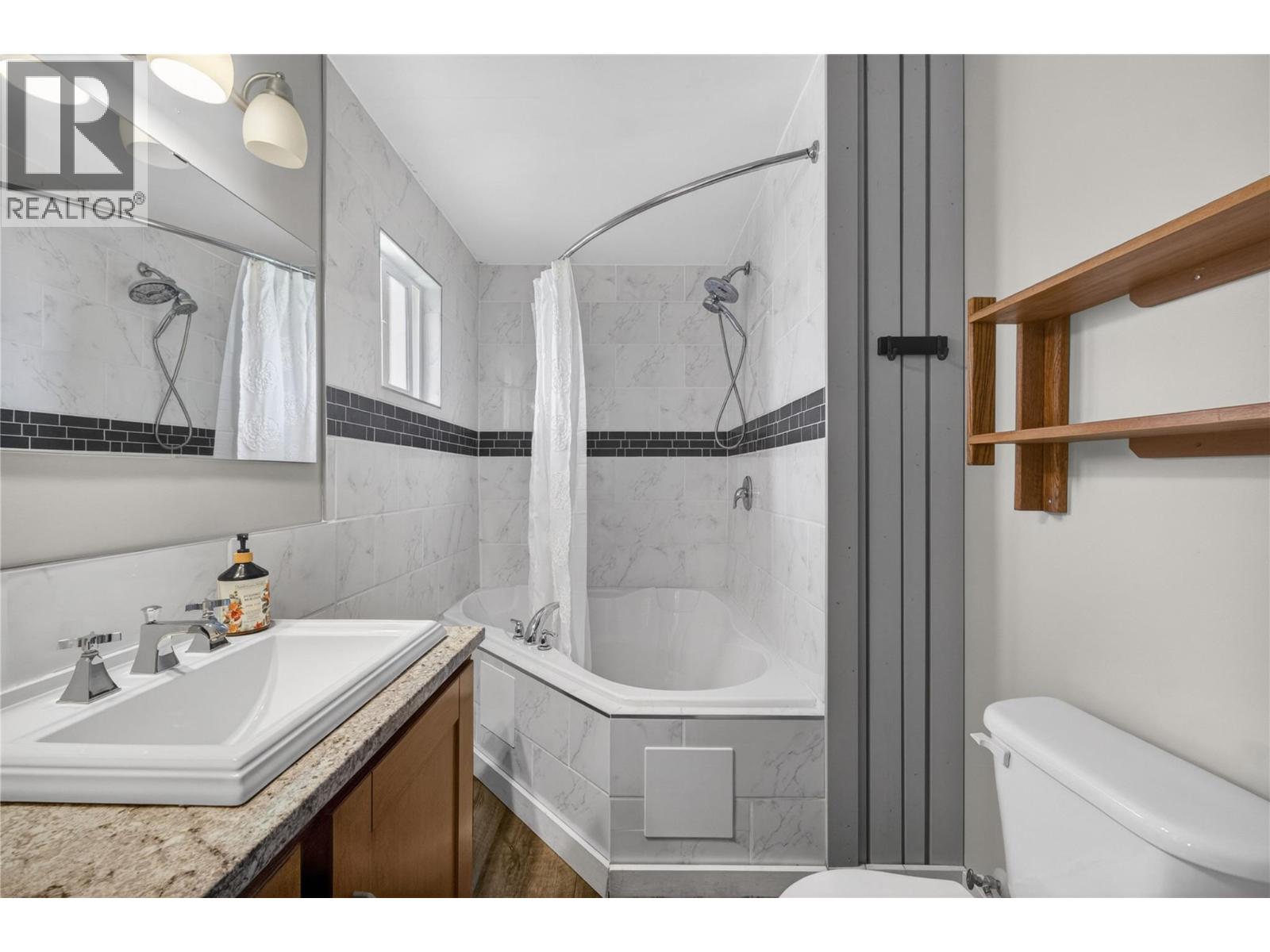 691 3 Street - 21