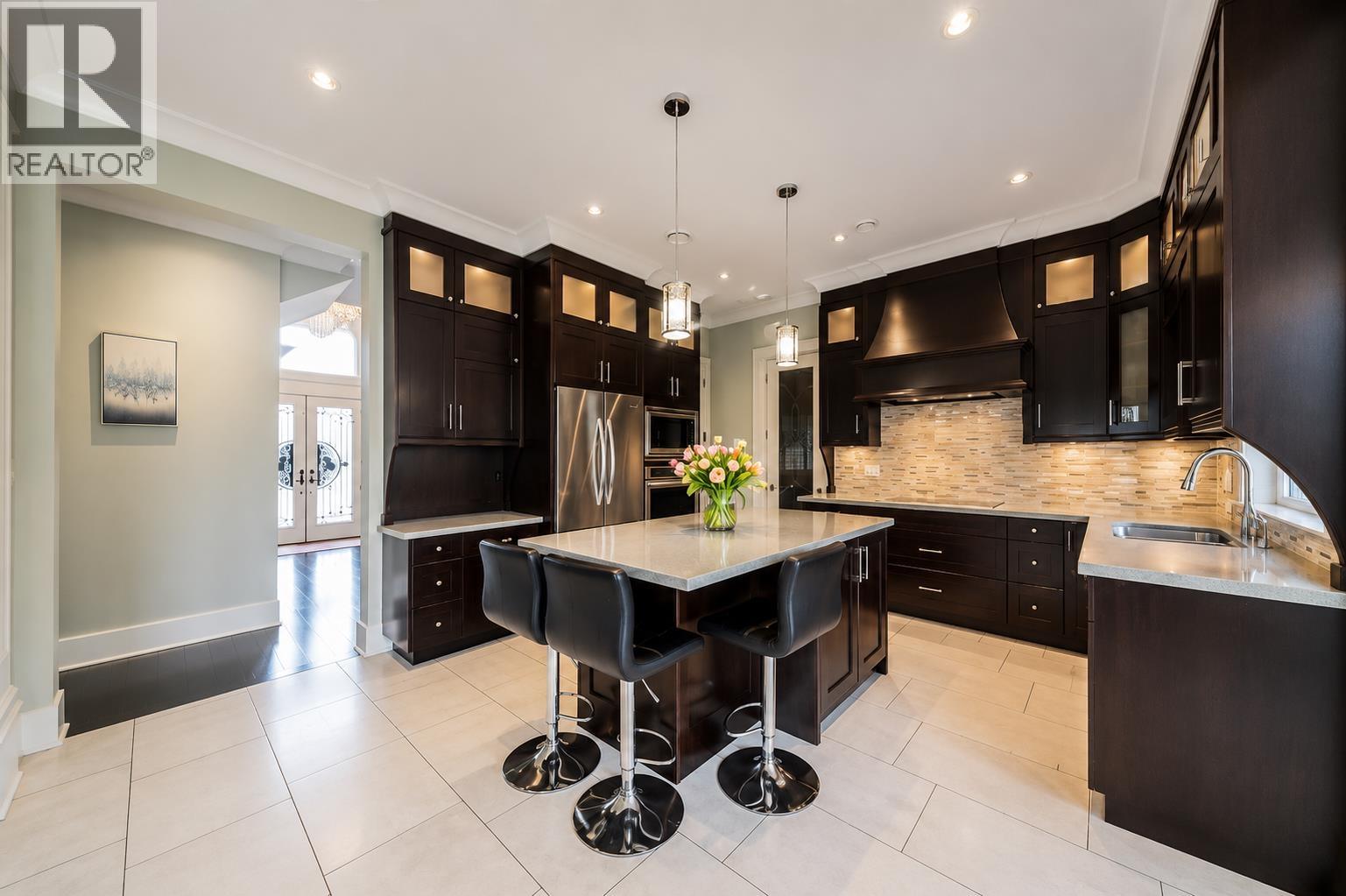 6 Bed, 7 Bath House for Sale in Richmond – 10320 DENNIS CRESCENT, Richmond – MLS# R3121073 - Image 11