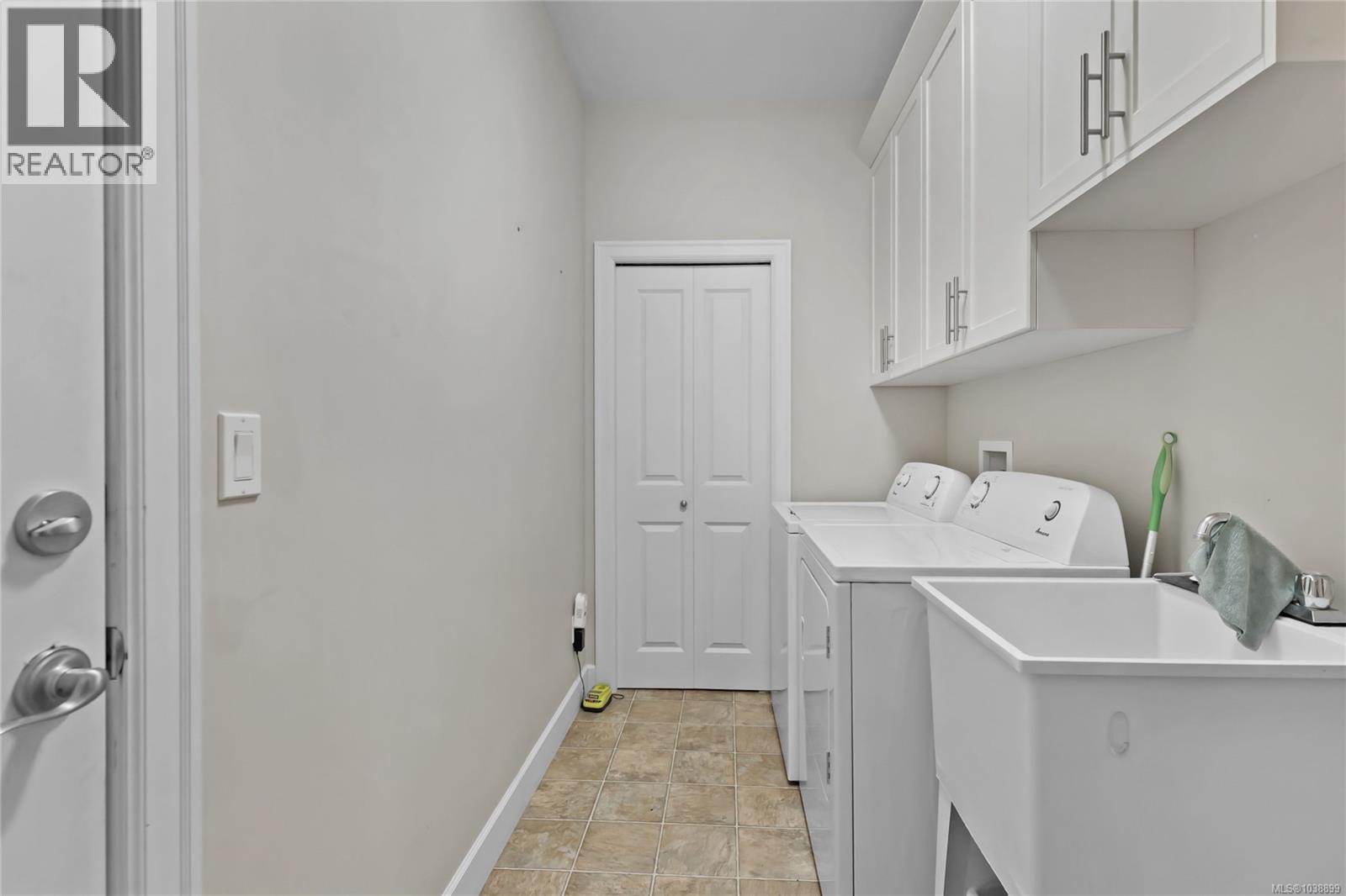 #102 4466 Stonebridge Pl - 24