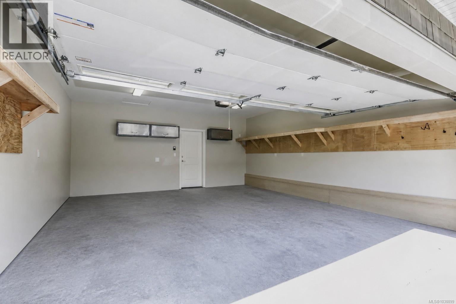 #102 4466 Stonebridge Pl - 25