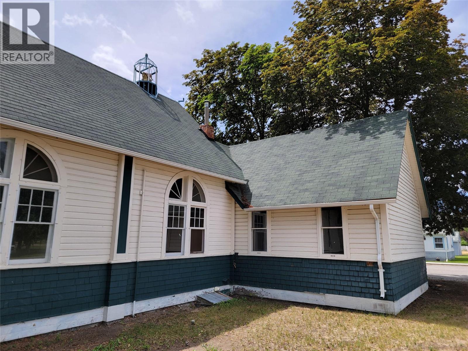 607A 5th Street, Keremeos