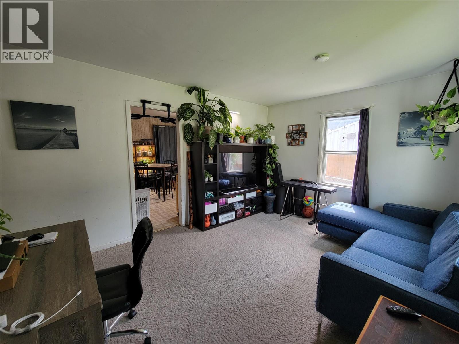 607A 5th Street, Keremeos