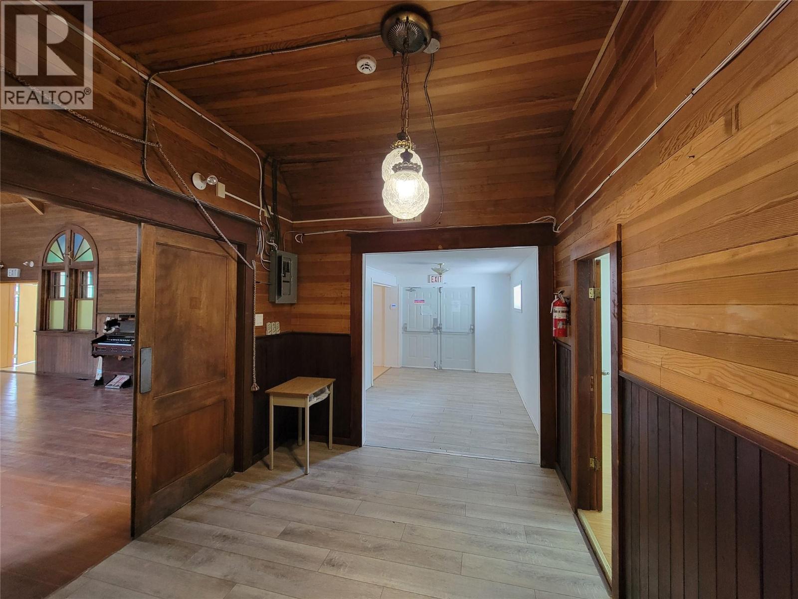 607A 5th Street, Keremeos