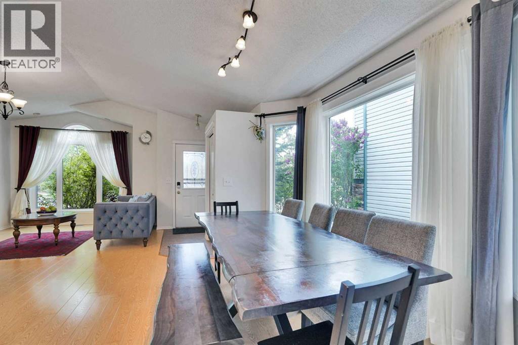 921 Arbour Lake Road NW - 14