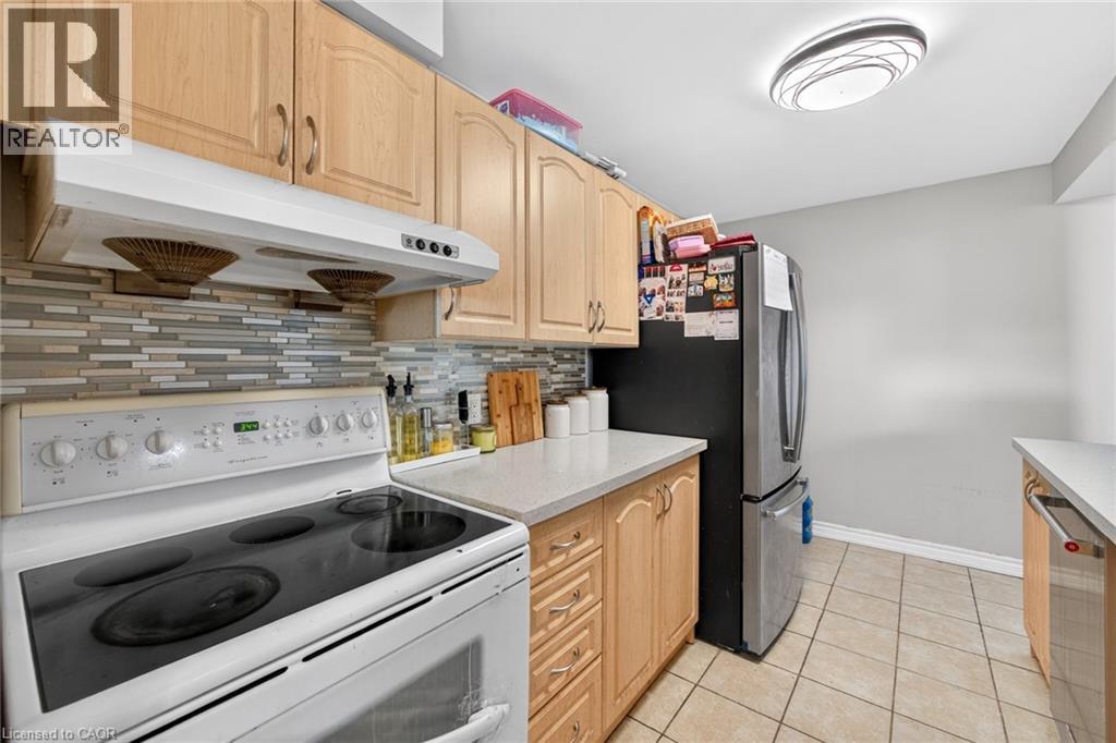 #1004 25 TRAILWOOD Drive - 16