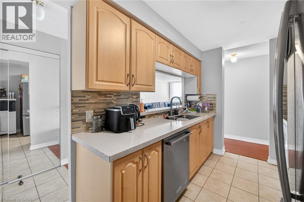 #1004 25 TRAILWOOD Drive - 17