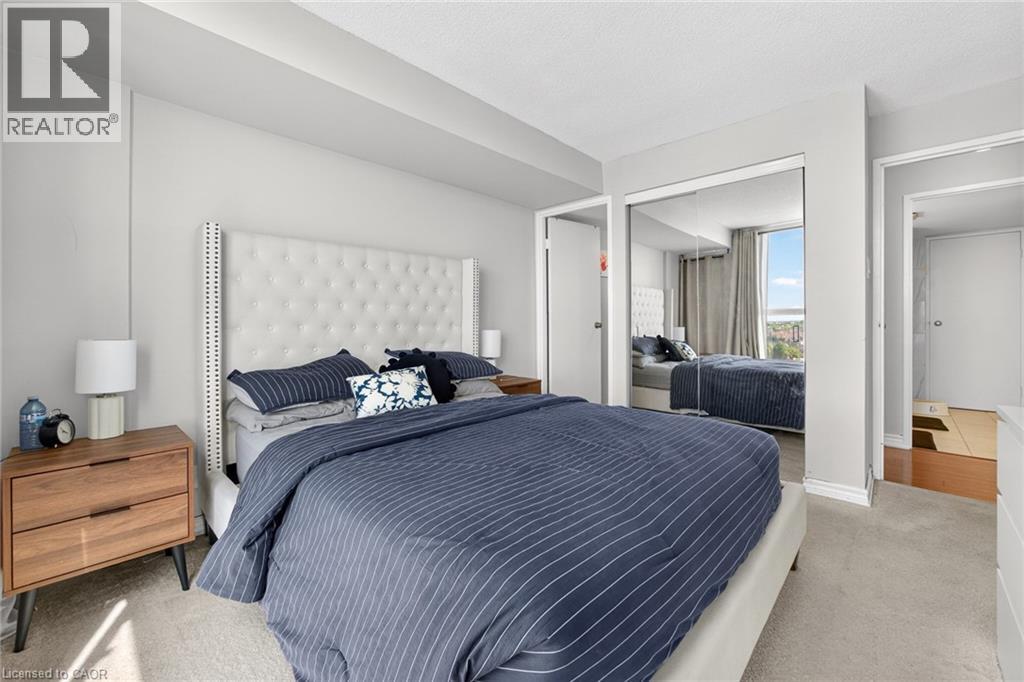 #1004 25 TRAILWOOD Drive - 25