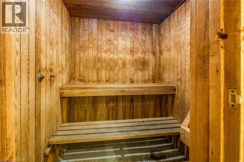 #1004 25 TRAILWOOD Drive - 33