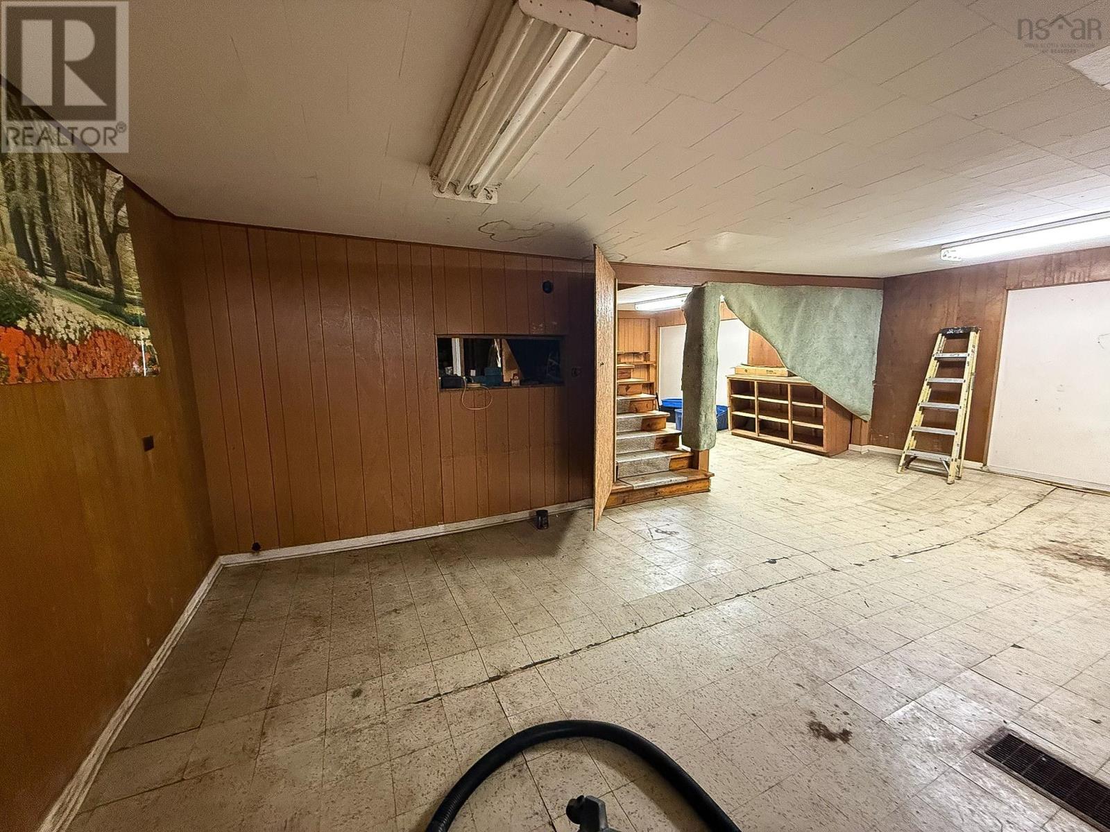3413 Clementsvale Road - 24