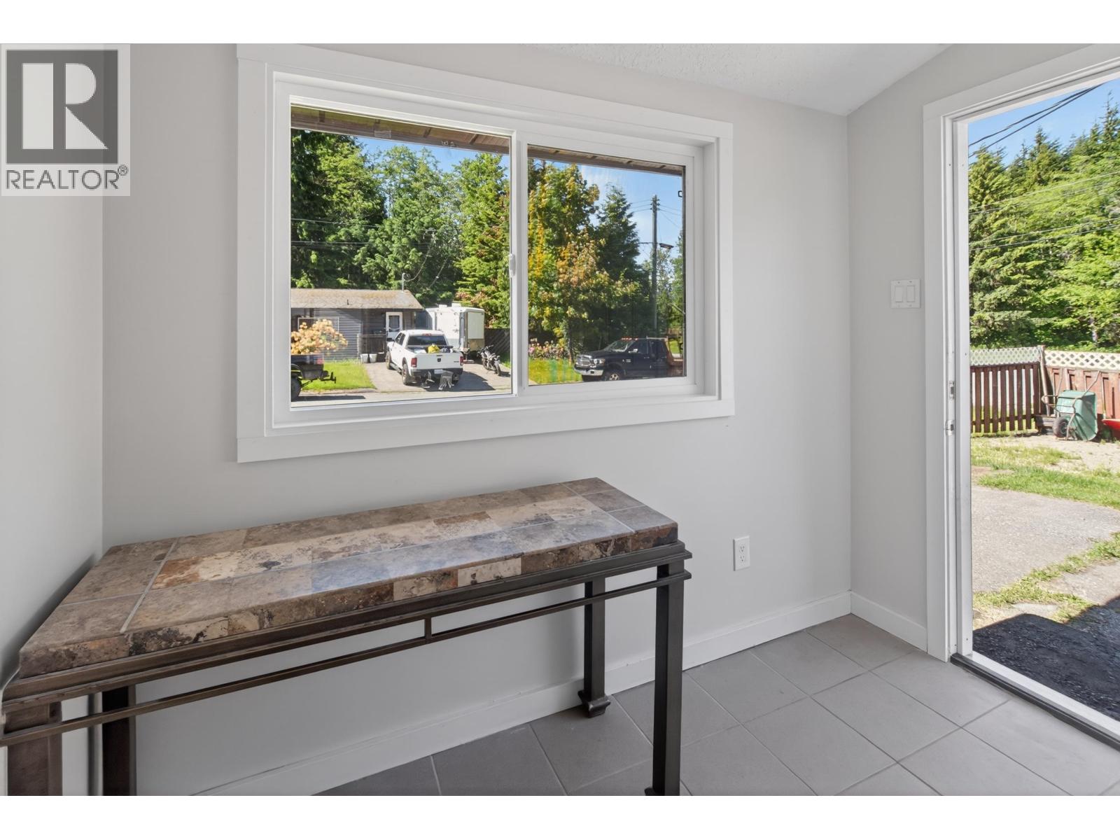 4 DRAKE STREET - 6
