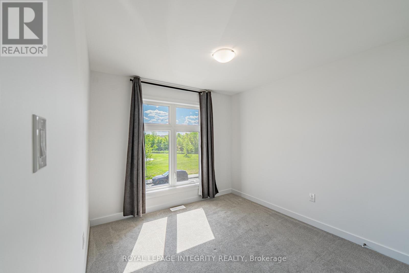 53 MAIZE STREET - 27